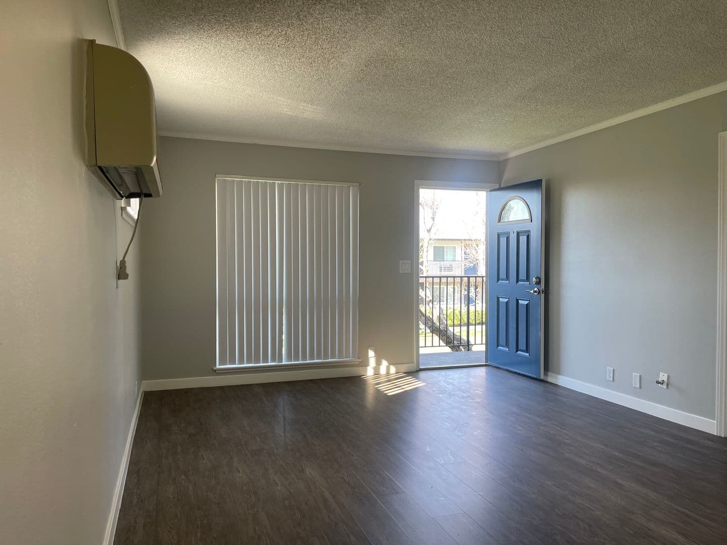 055 - Villa Del Sol Apartment Homes 30 of 177