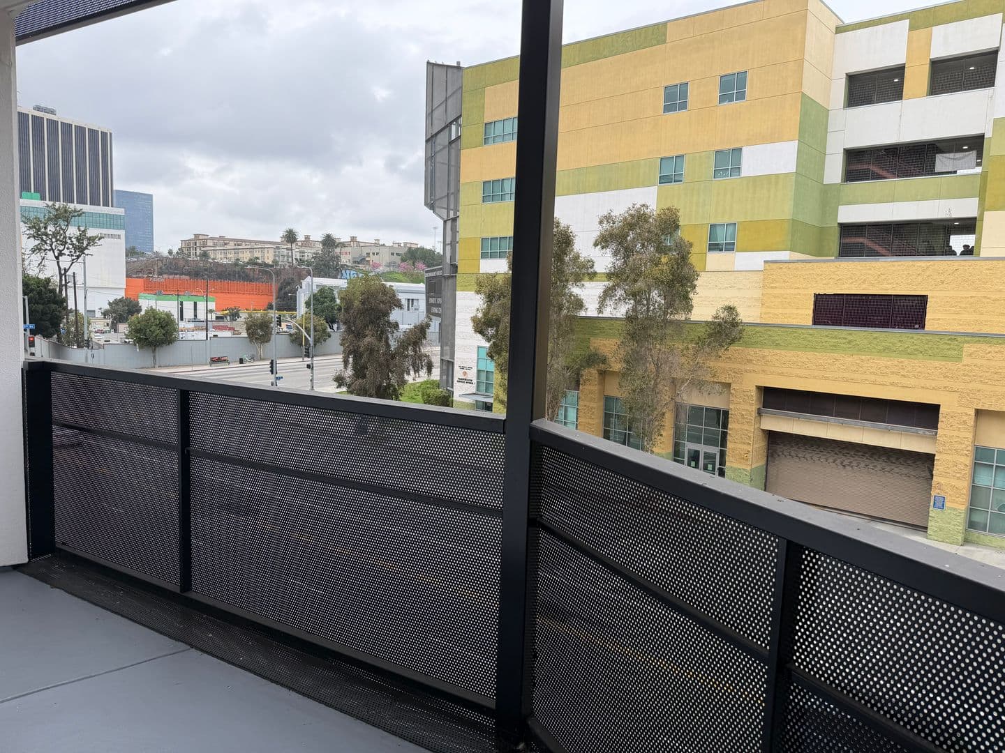135 - Canvas LA Apartments 9 of 9
