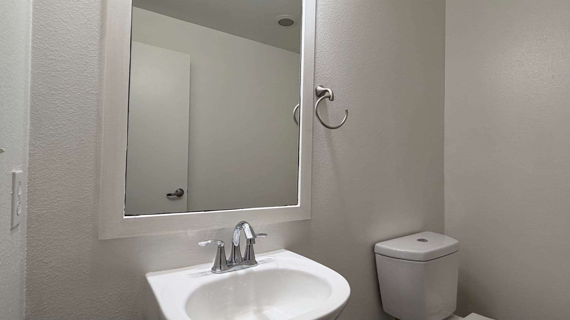 135 - Canvas LA Apartments 9 of 9