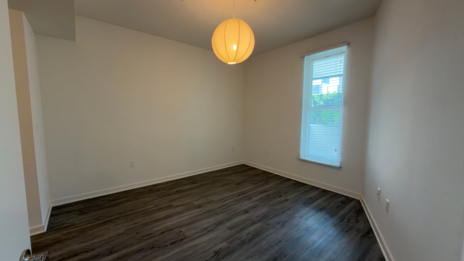 135 - Canvas LA Apartments 6 of 10