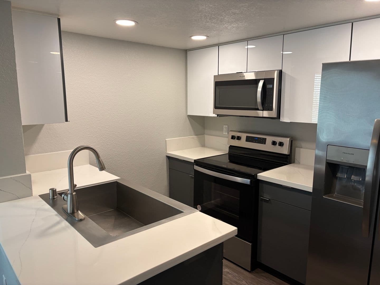 107 - Corona Pointe Resort 1 of 12