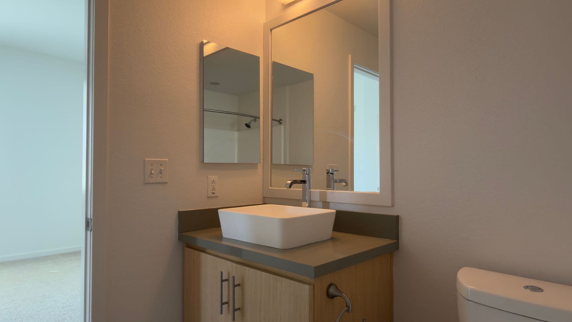 135 - Canvas LA Apartments 8 of 8