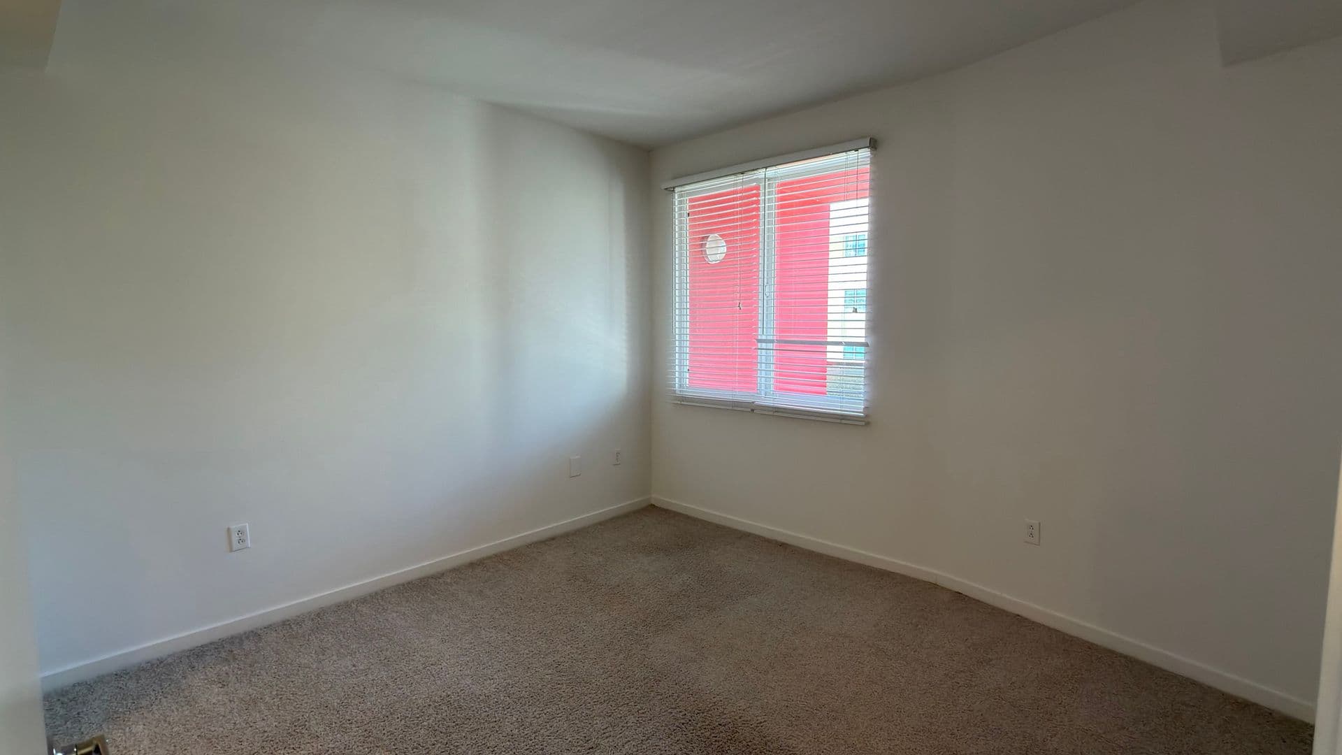 135 - Canvas LA Apartments 7 of 8