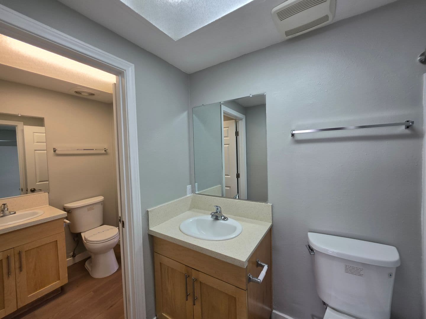 055 - Villa Del Sol Apartment Homes 6 of 7
