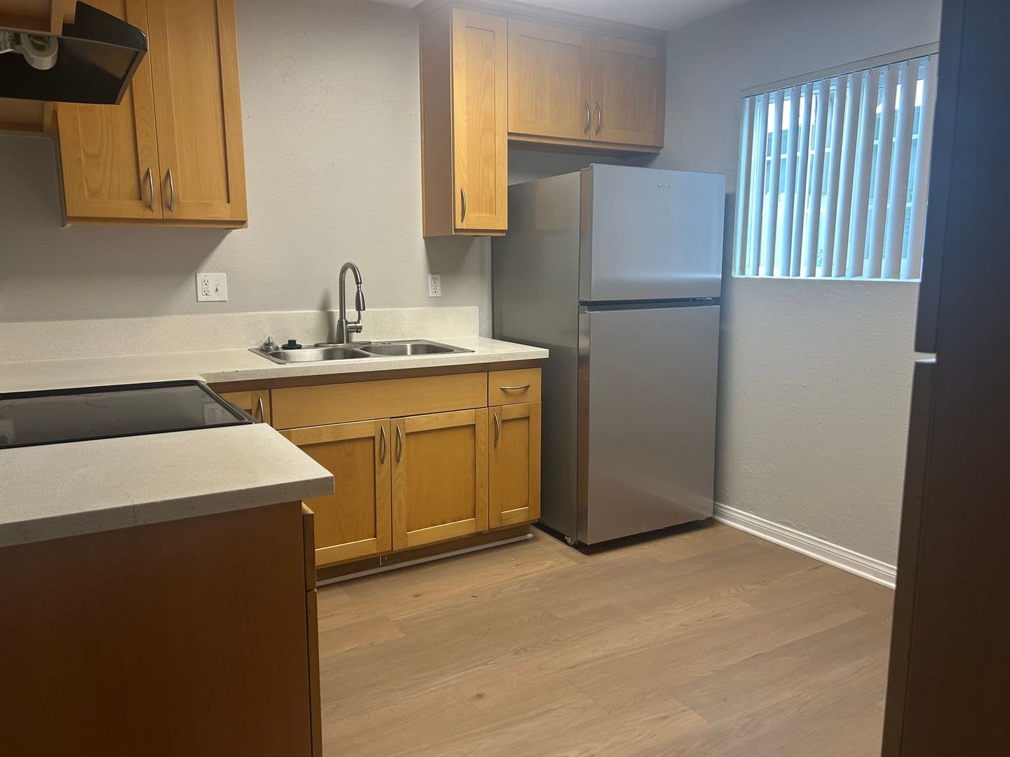 055 - Villa Del Sol Apartment Homes 6 of 7