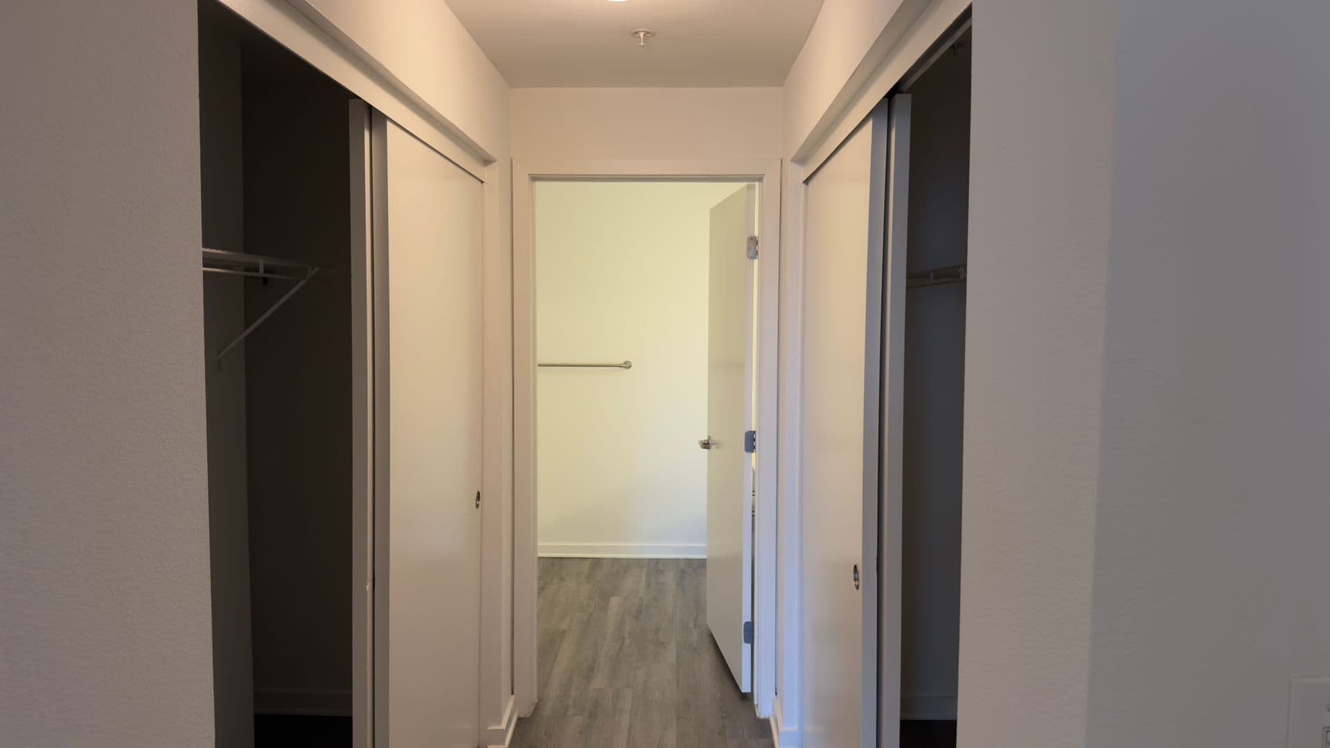 135 - Canvas LA Apartments 5 of 10