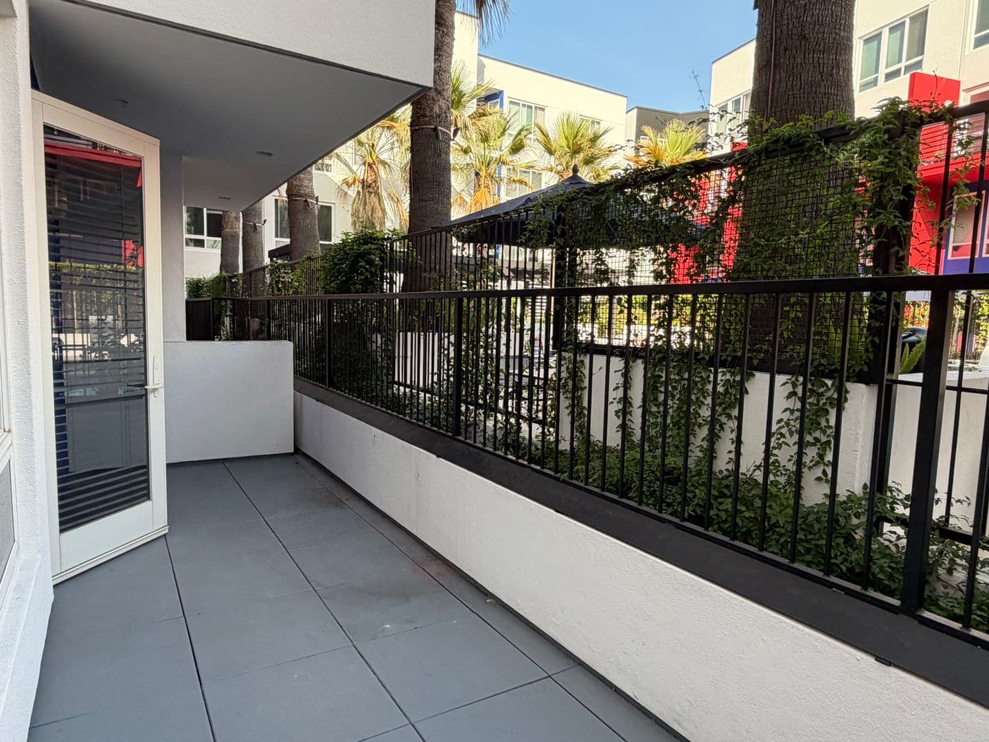 135 - Canvas LA Apartments 6 of 6