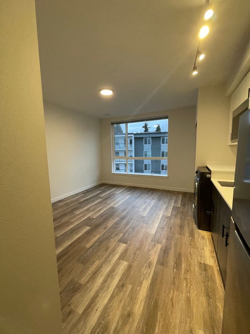 S28 Bode Westwood 3 of 12