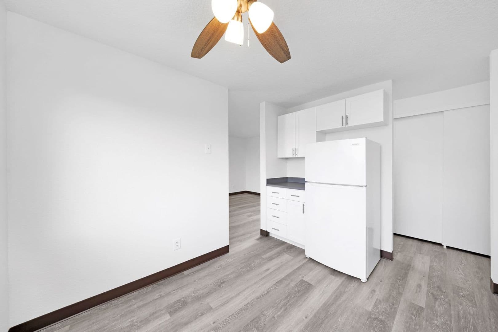Driftwood Terrace Apartments 5 of 14