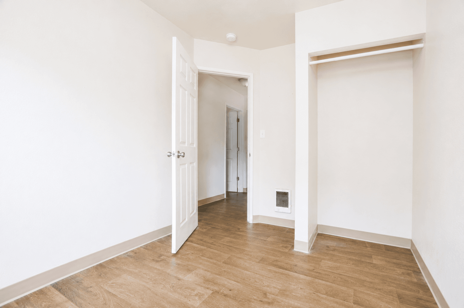 Fairway Apartments 2 of 5