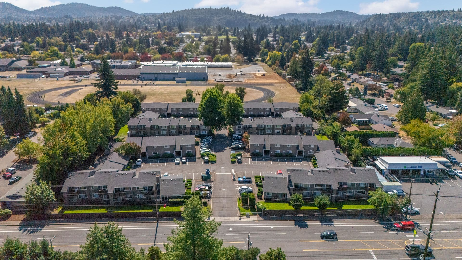 Applegate Apartments 20 of 22