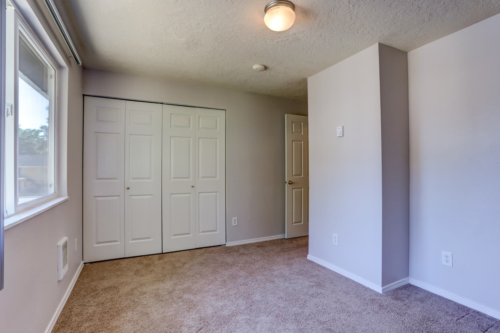 Carriage Estates-CCM-3130S 10 of 18