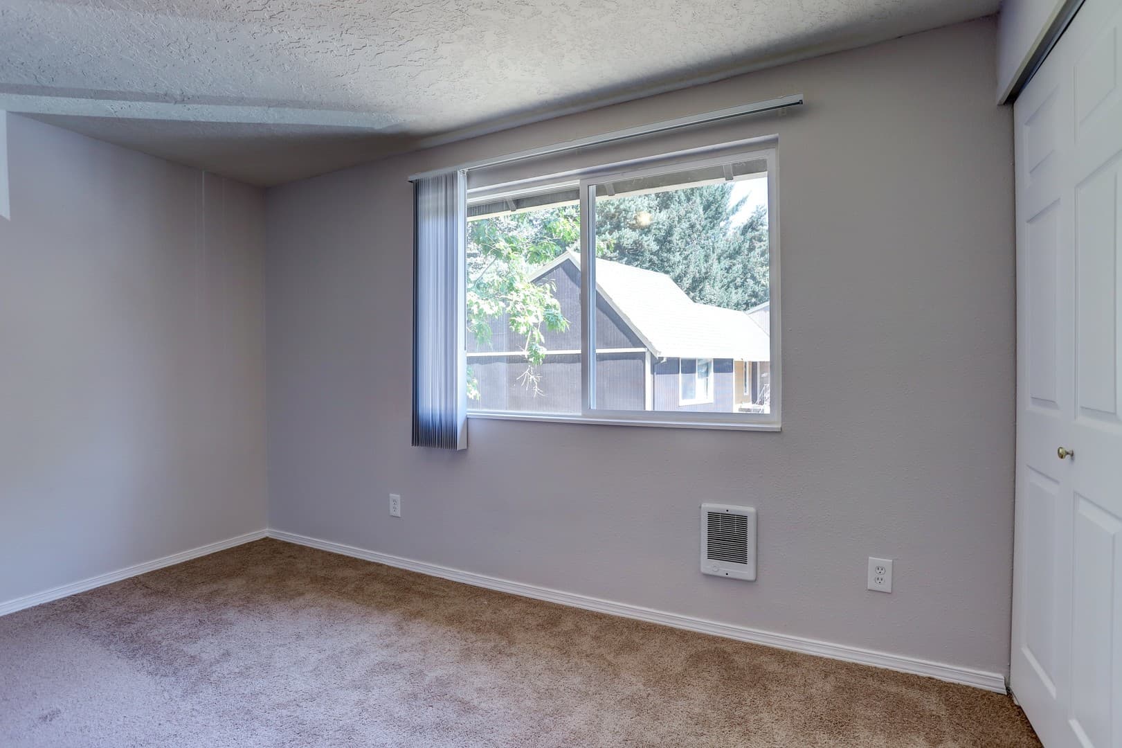 Carriage Estates-CCM-3130S 9 of 18