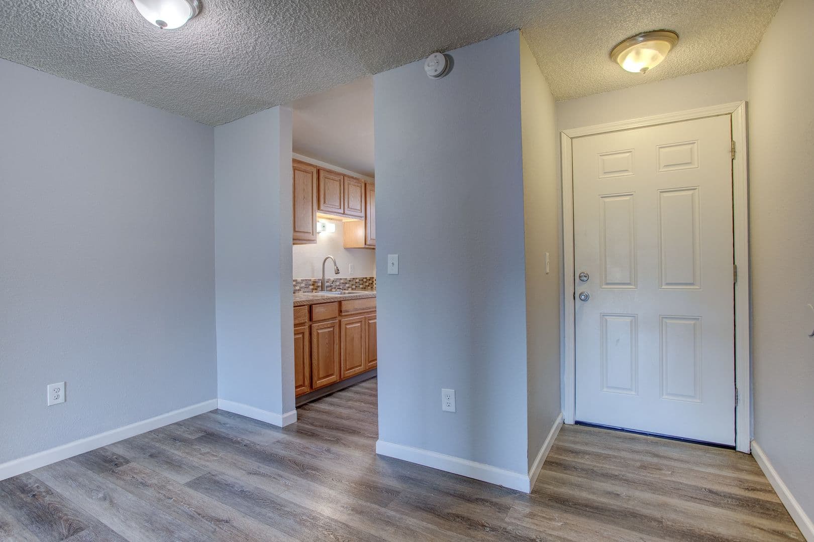 Johnson Creek Village Apartments- JCV-9030FL 3 of 10