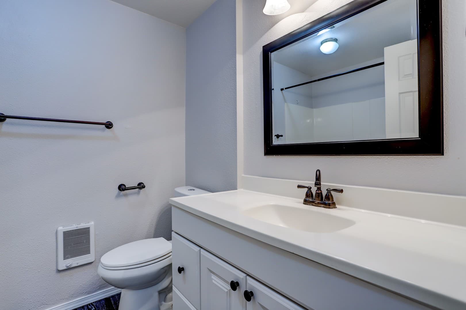 Carriage Estates-CCM-3130S 15 of 21