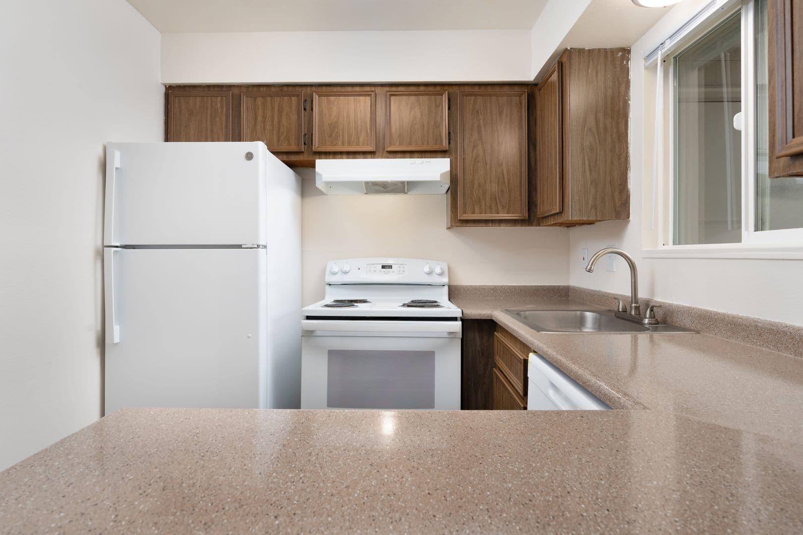 Applegate Apartments 13 of 24