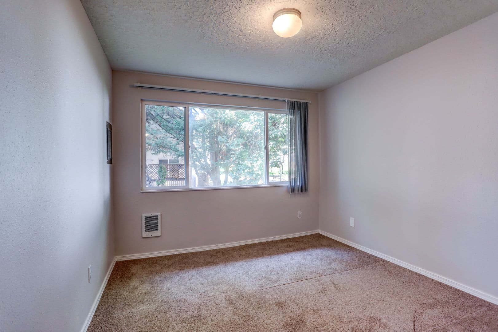 Carriage Estates-CCM-3130S 11 of 20