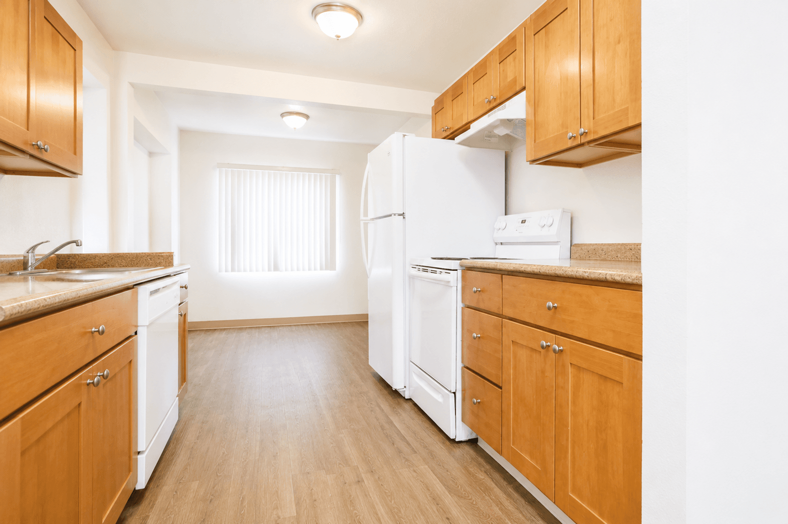 Fairway Apartments 3 of 5