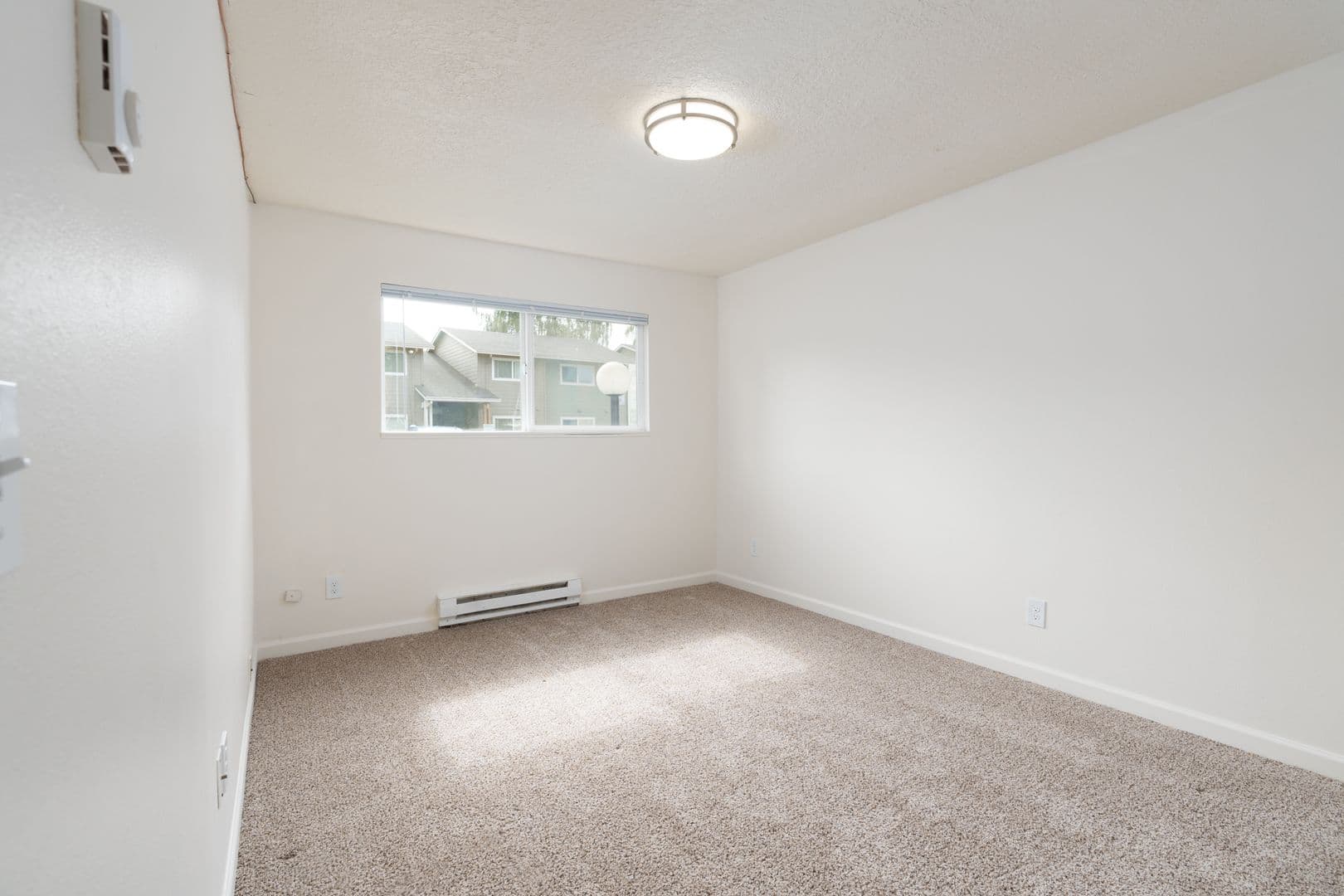 Applegate Apartments 19 of 24
