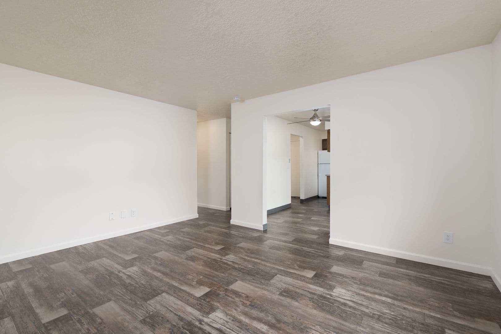 Applegate Apartments 17 of 24