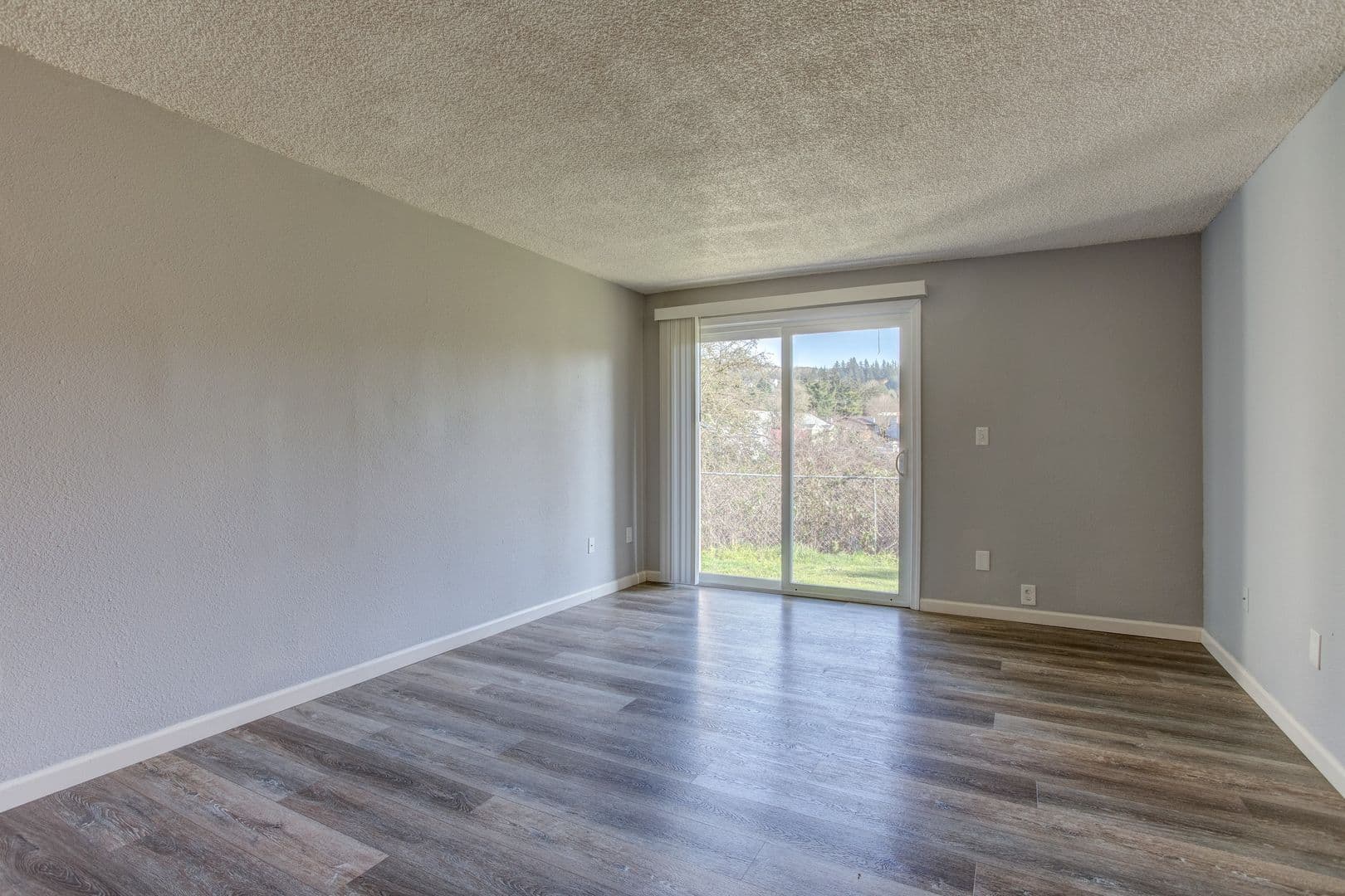 Johnson Creek Village Apartments- JCV-9030FL 7 of 10