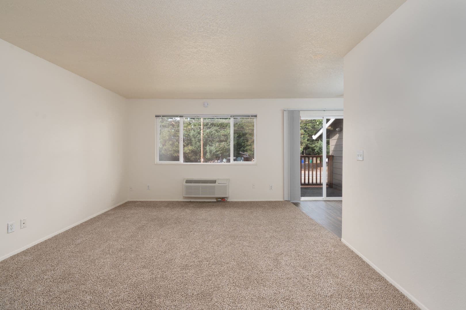 Applegate Apartments 11 of 22
