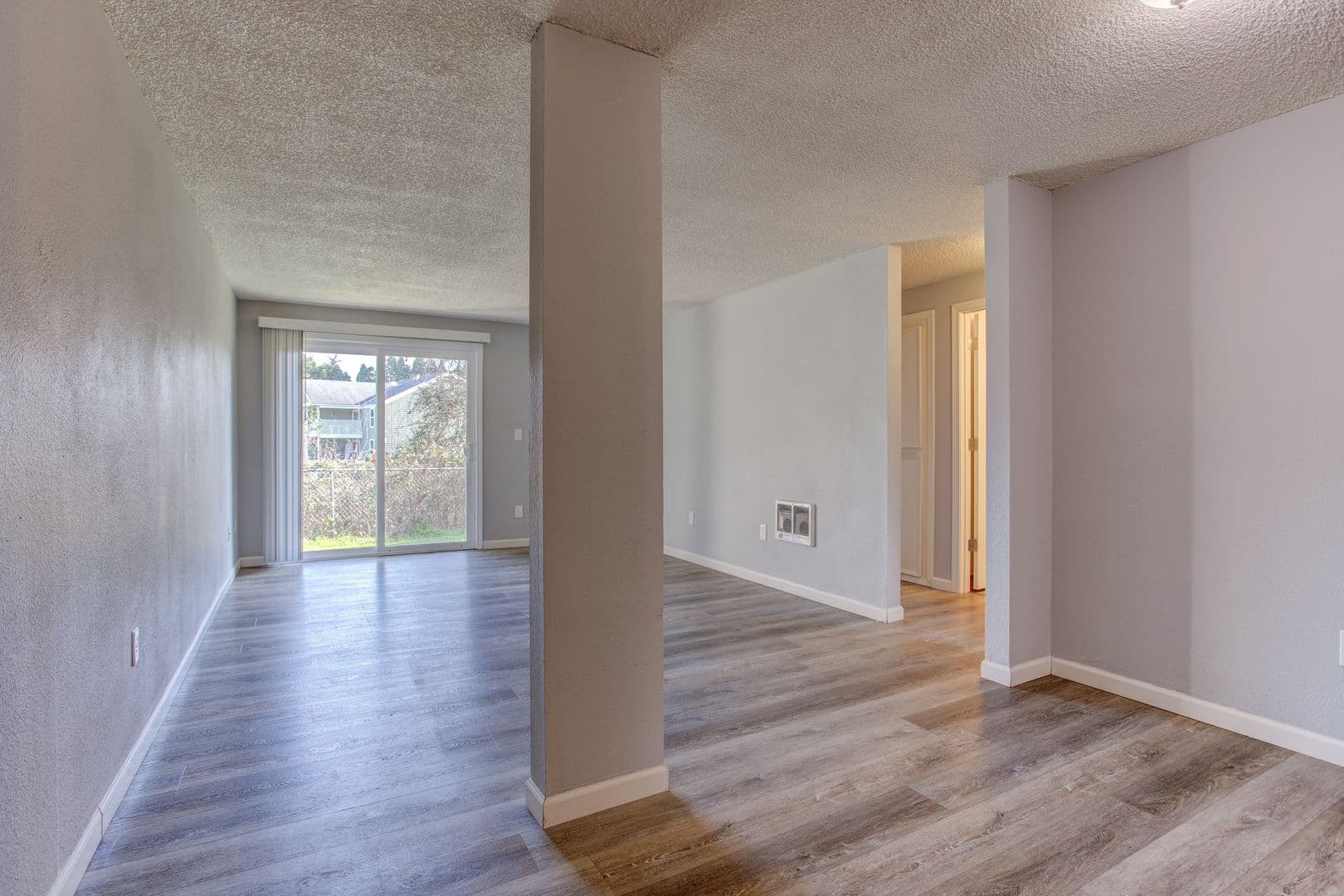 Johnson Creek Village Apartments- JCV-9030FL 6 of 10