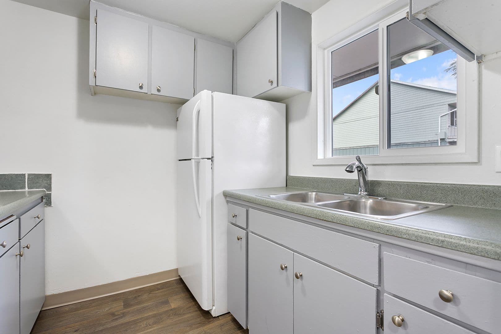 Fairway Apartments 1 of 13