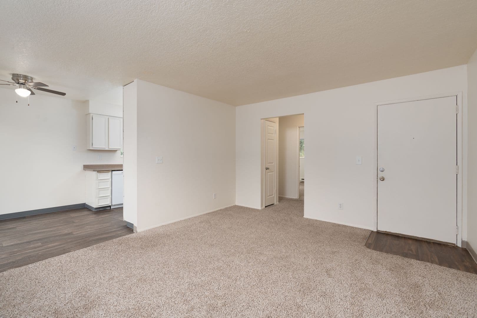 Applegate Apartments 1 of 22