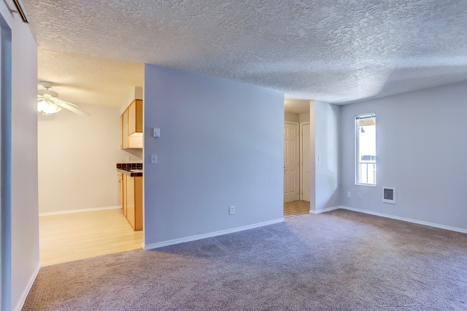 Carriage Estates-CCM-3130S 2 of 18