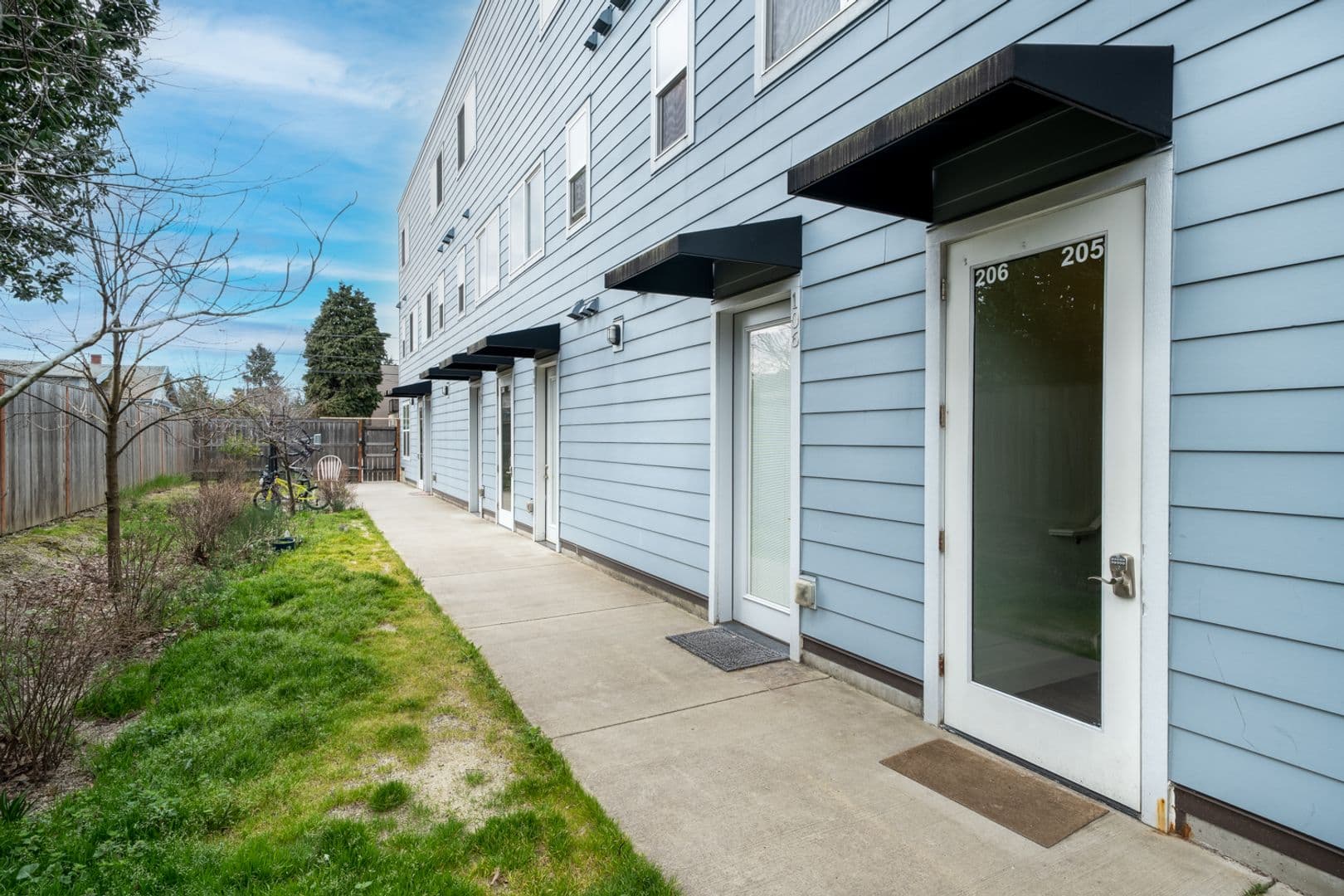 The Woodstock Apartments 25 of 29