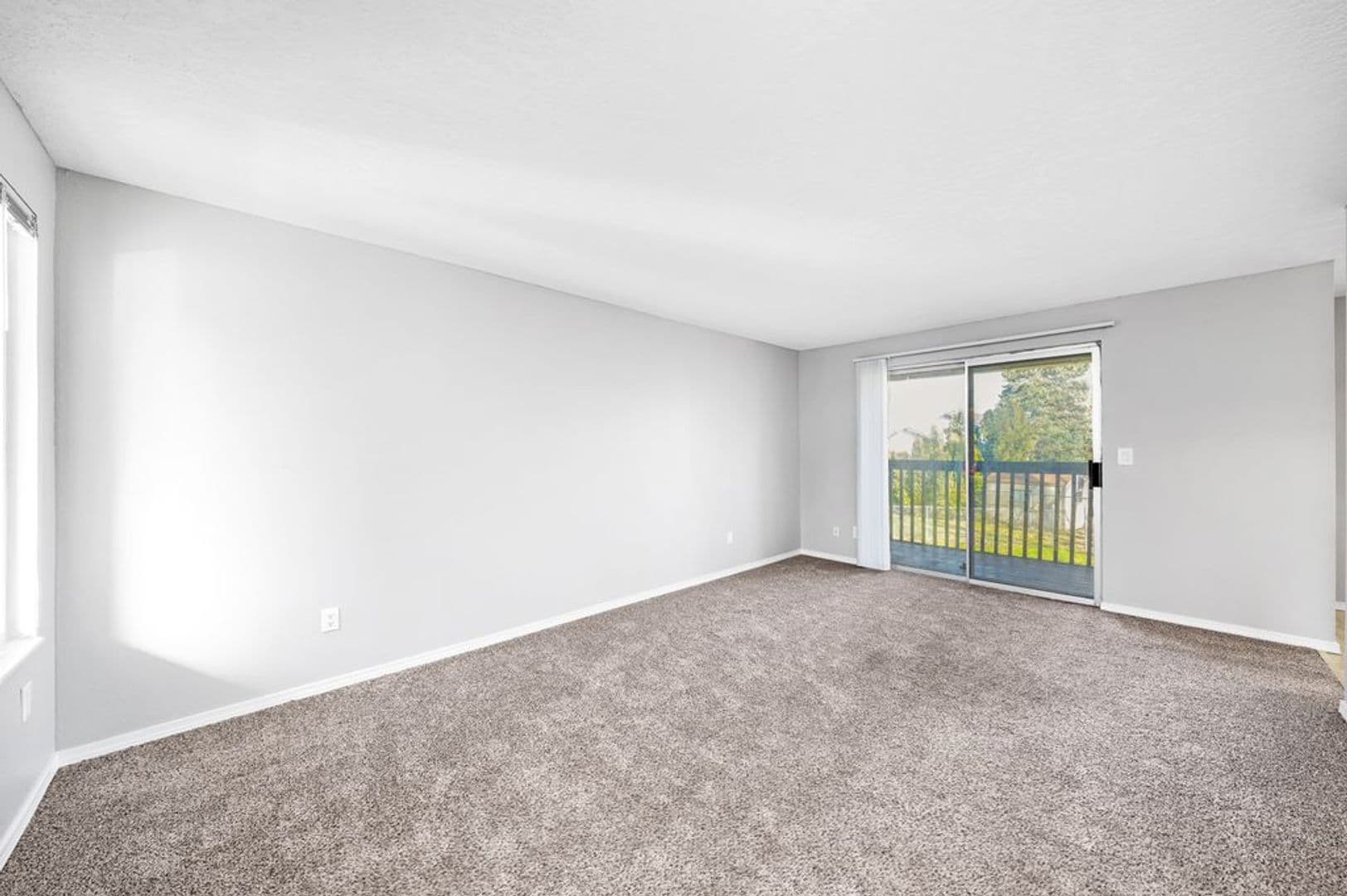 Carriage Estates-CCM-3130S 4 of 27