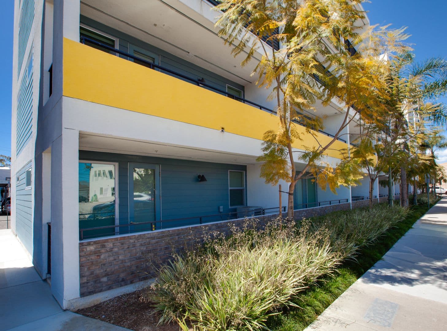 Huge 1bed, Open Floor Plan, W/D in-unit + parking: Chula Vista at 3rd St. 20 of 20