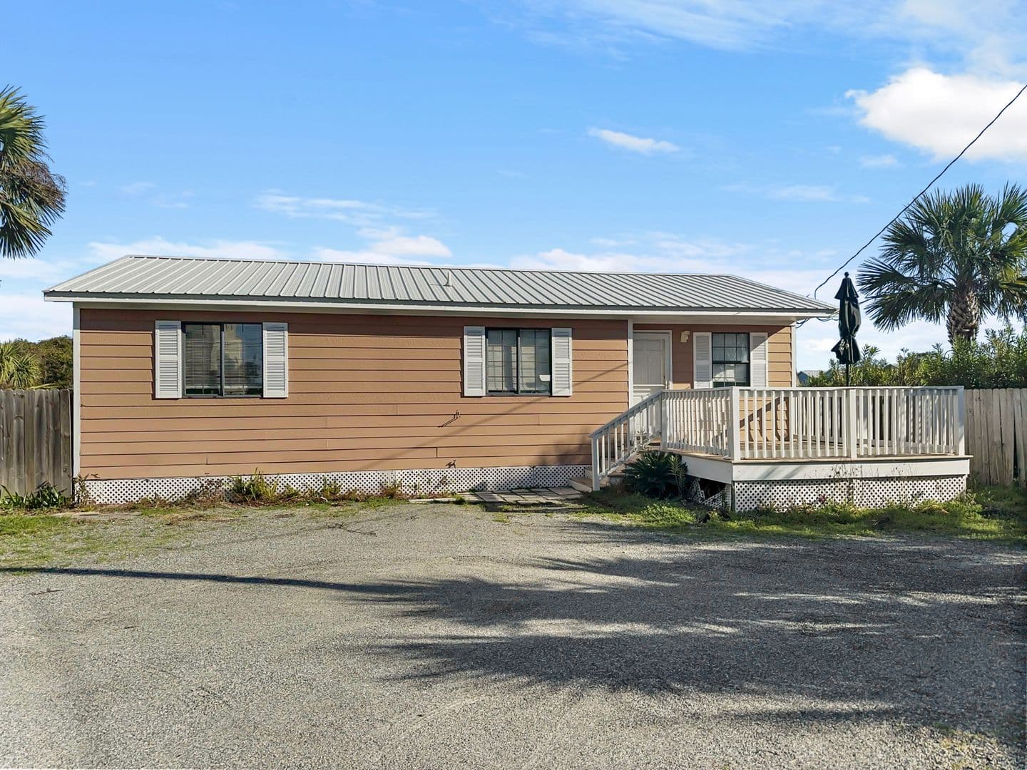 276 Daffin Place 1 of 21