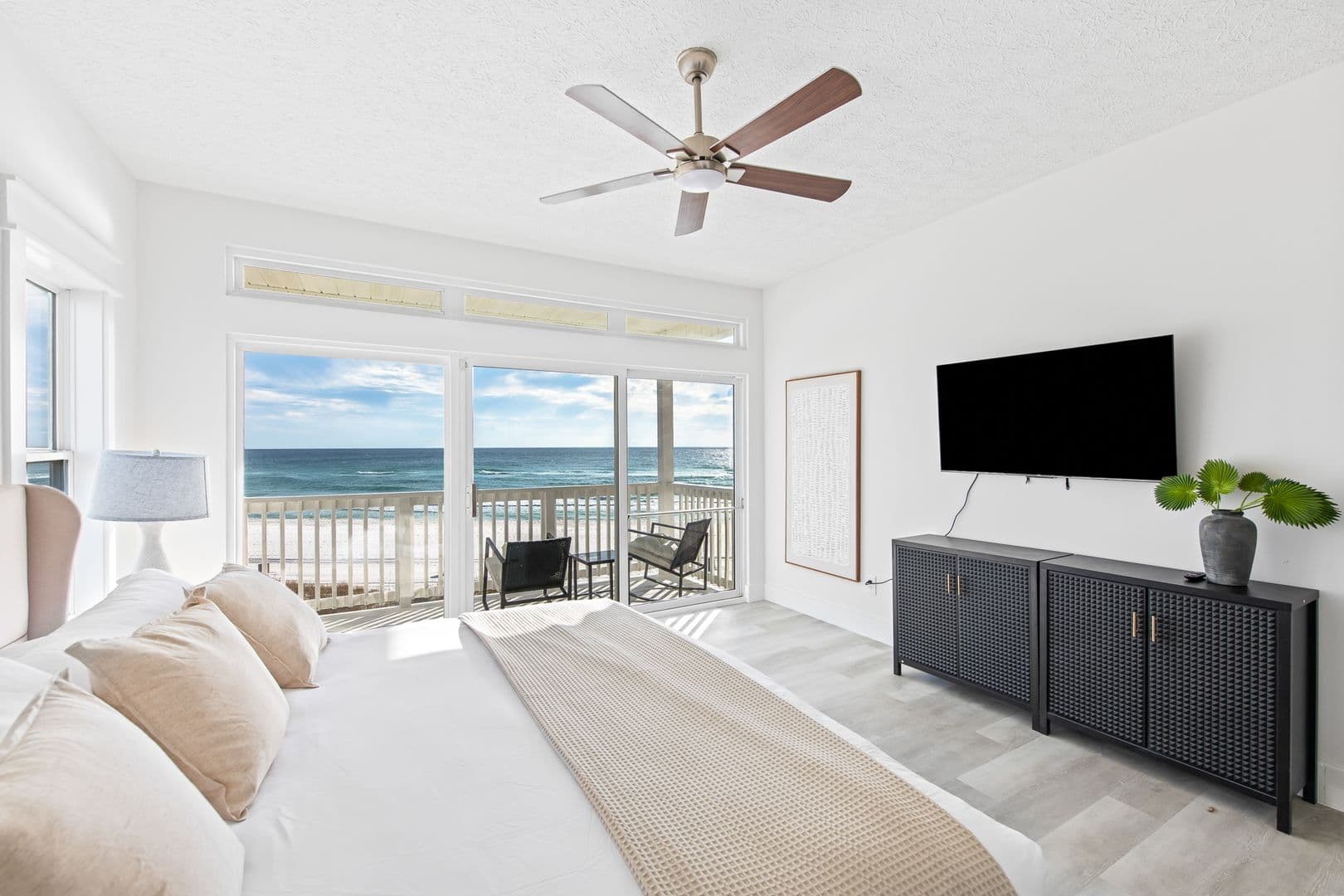 17609 Front Beach Road 29 of 67
