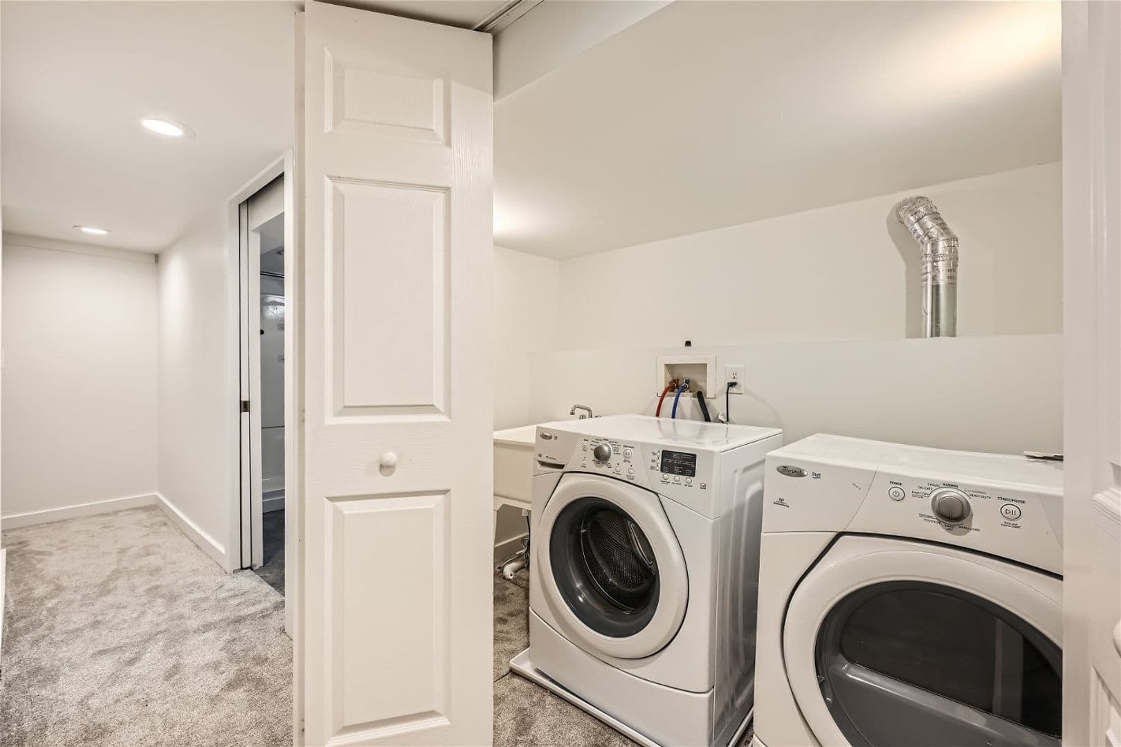 7522 9th Ave NE, Seattle WA 98115 32 of 32