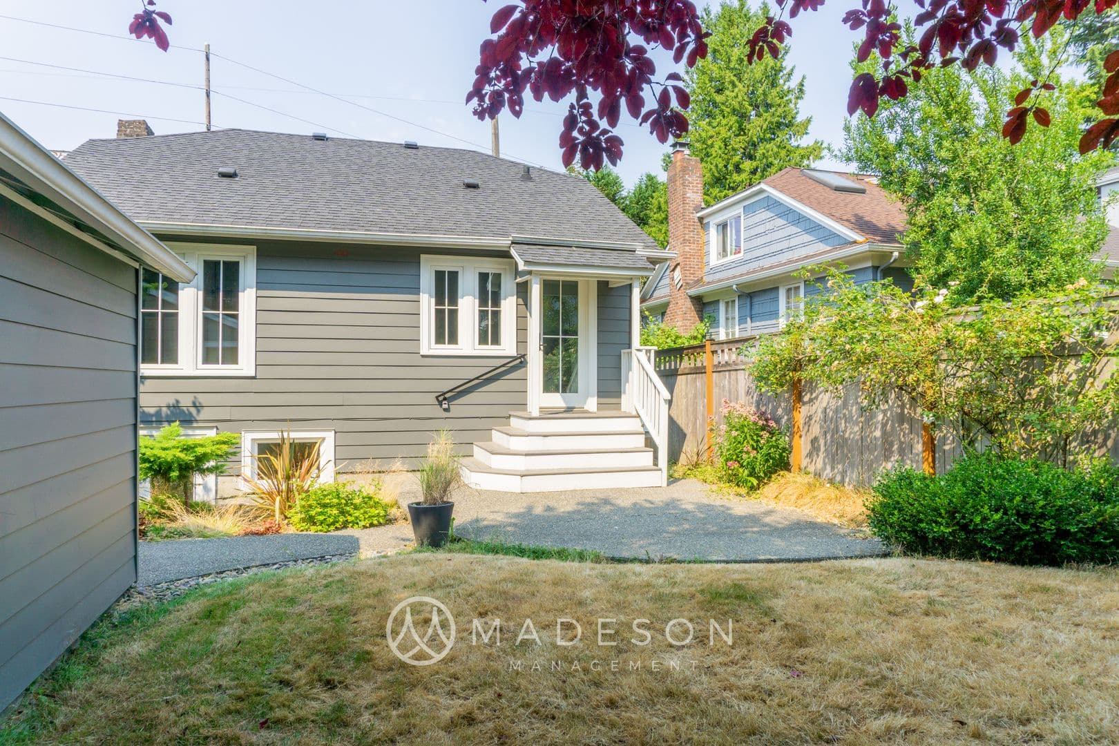 7522 9th Ave NE, Seattle WA 98115 4 of 32