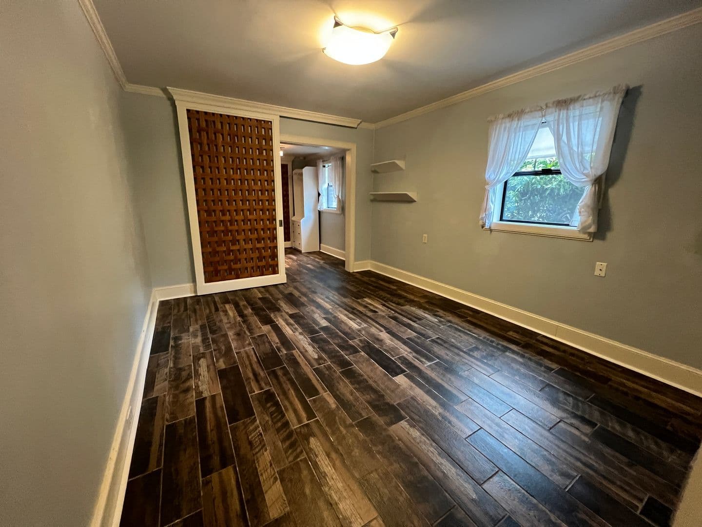 535 20th Ave E - #103 - Ng 4 of 18
