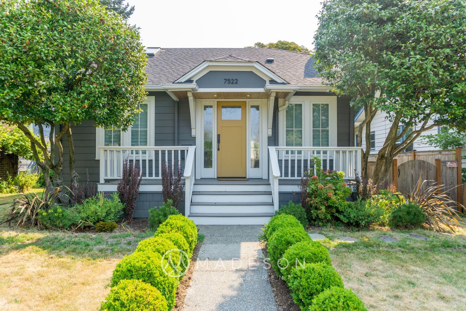 7522 9th Ave NE, Seattle WA 98115 1 of 8