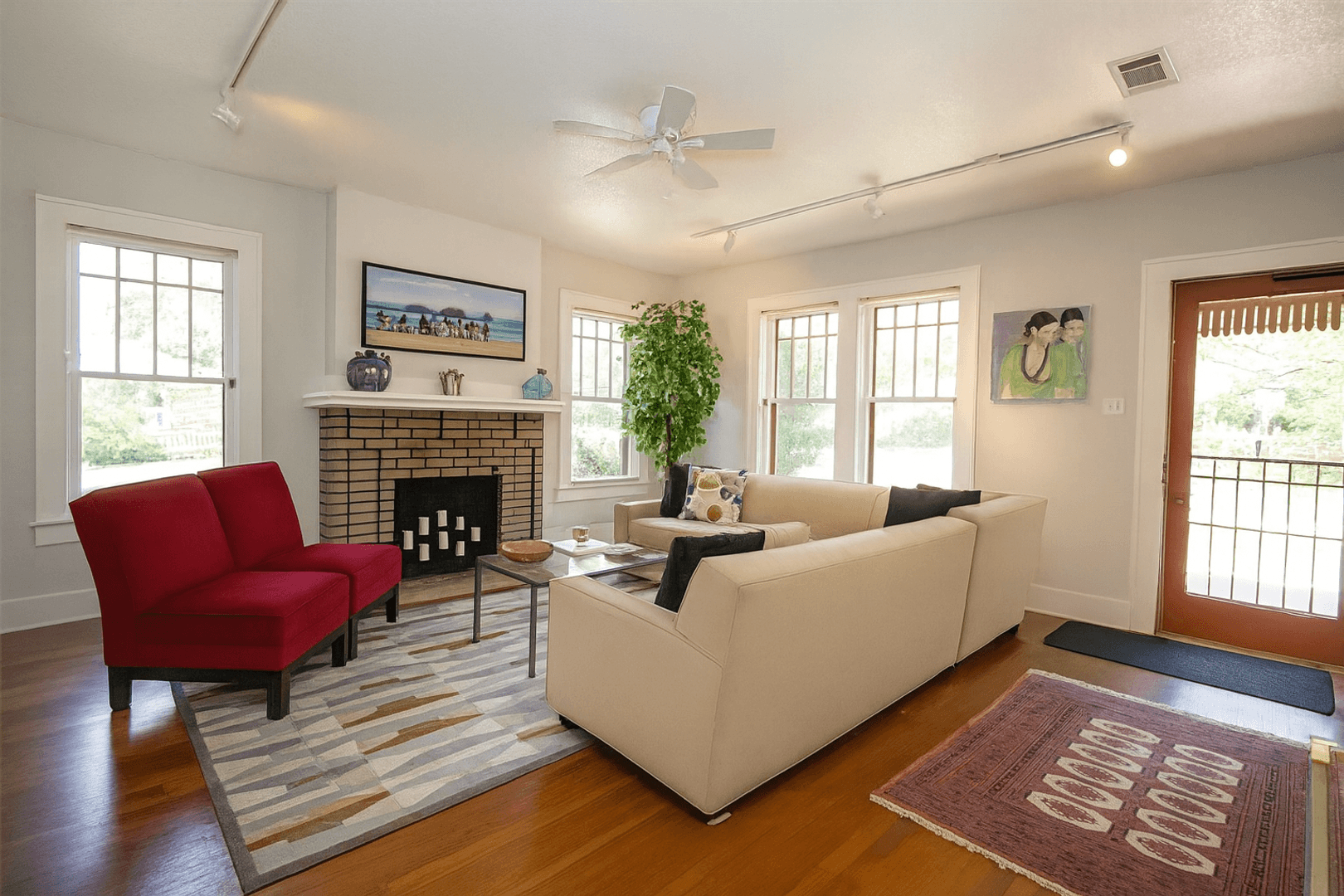1115 W. 22nd 1/2 3 of 26