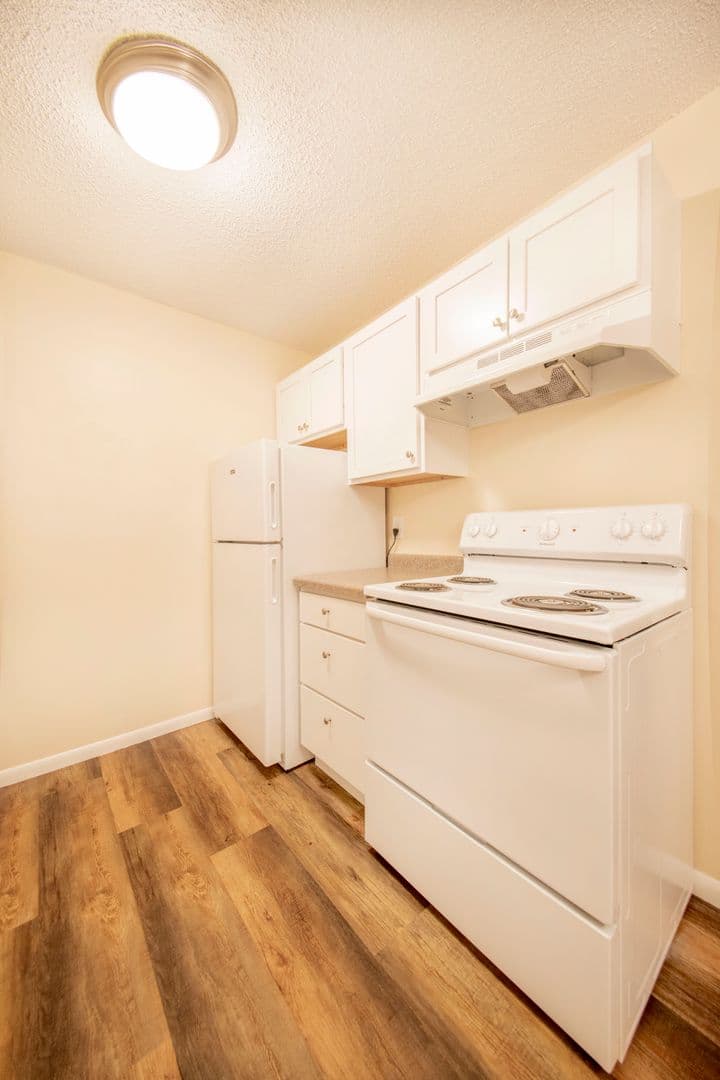 Tonkaway Apartments 12 of 40