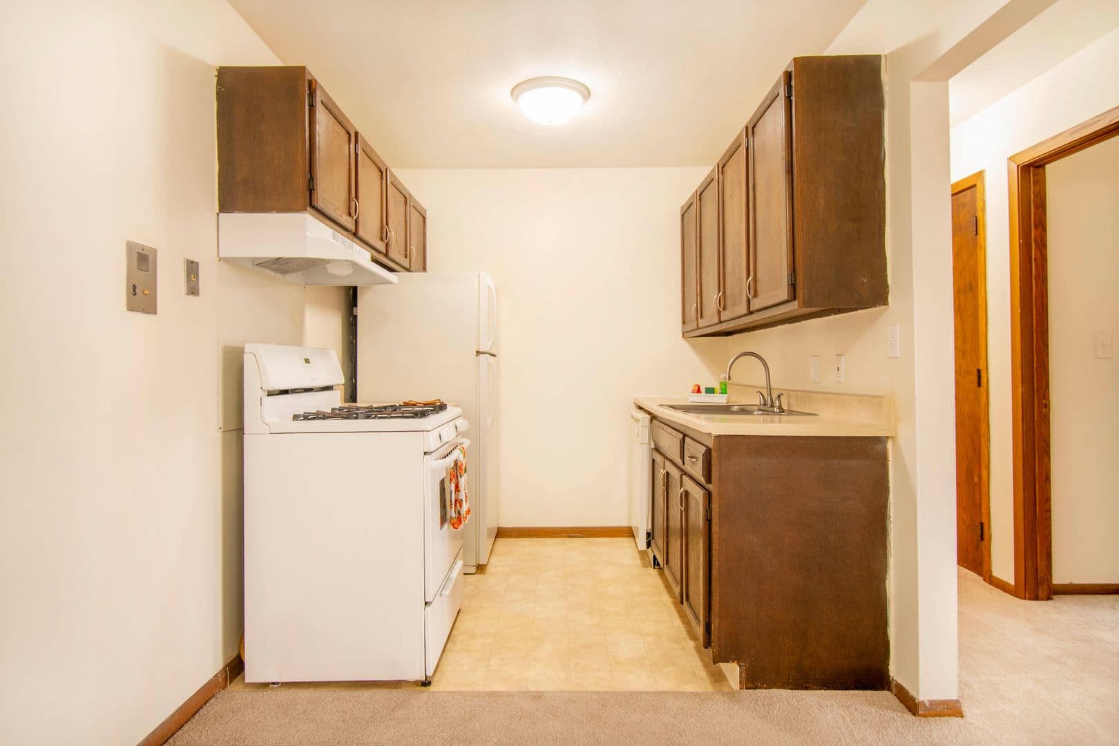 Riverview Apartments 4 of 76