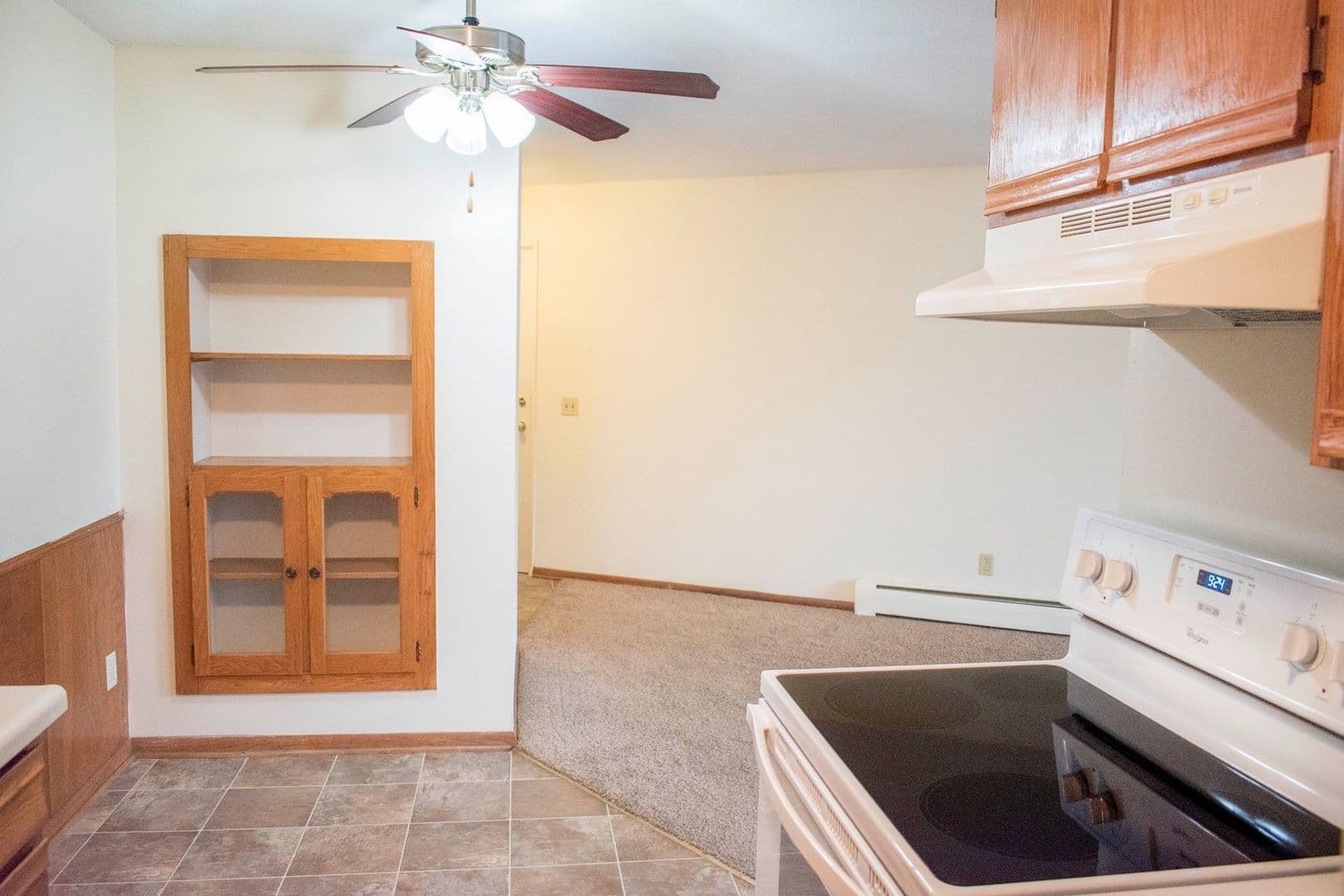 Tonkaway Apartments 4 of 32