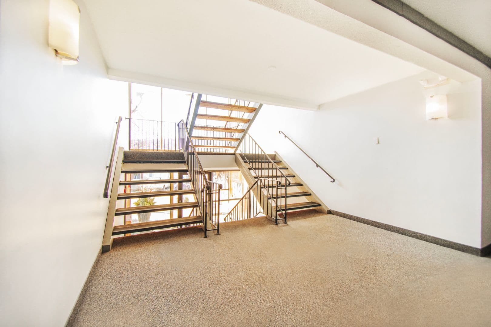 Riverview Apartments 53 of 76