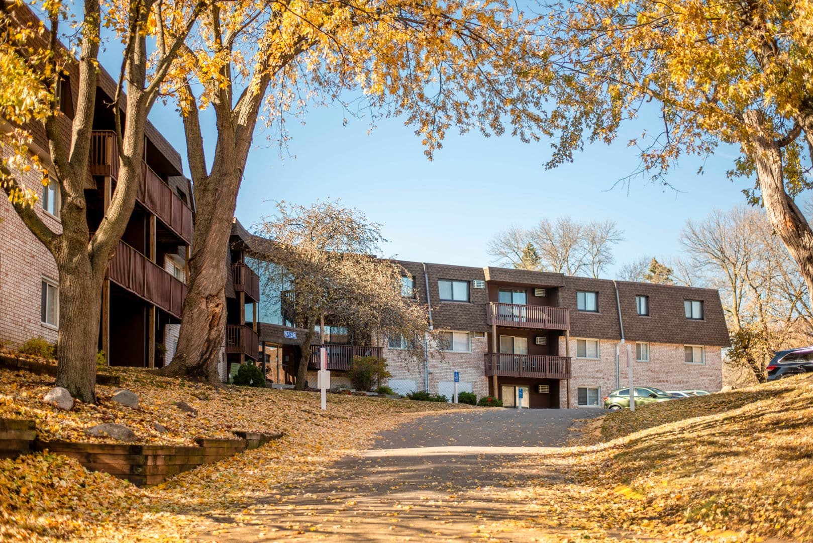 Riverview Apartments 26 of 68