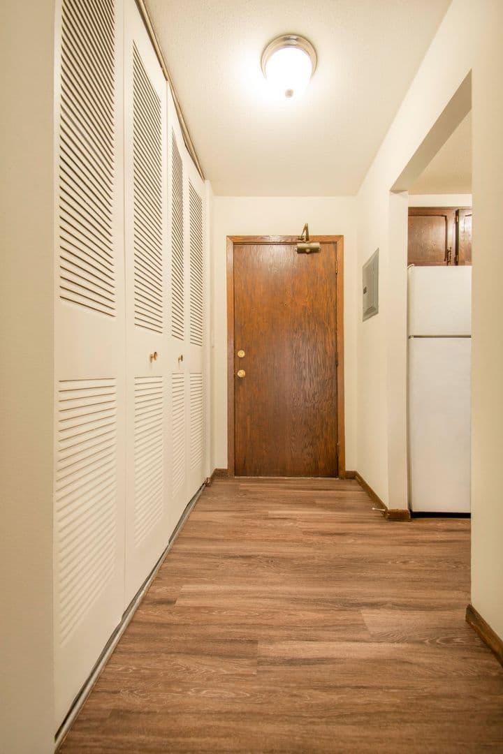 Riverview Apartments 9 of 68