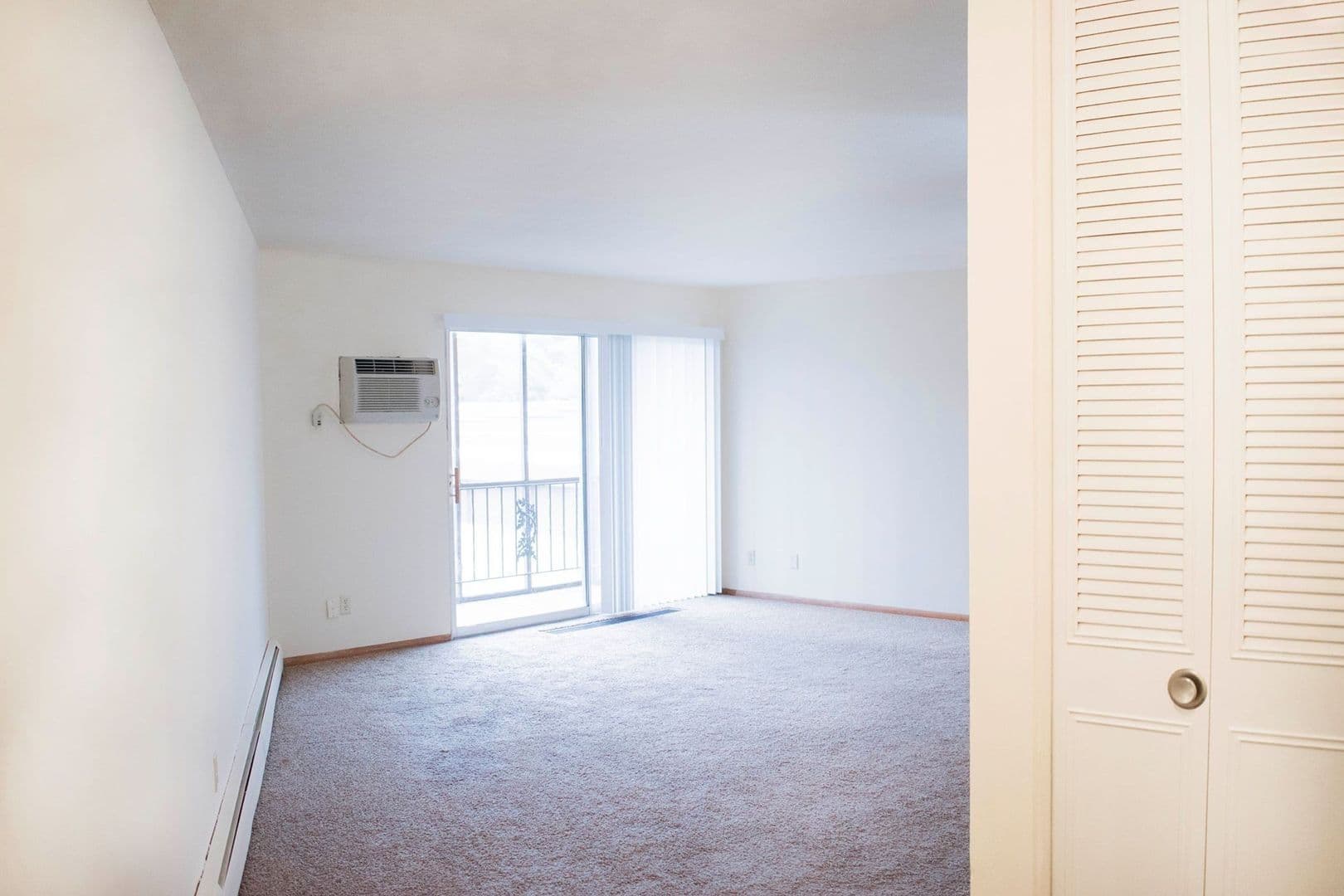 Tonkaway Apartments 5 of 32