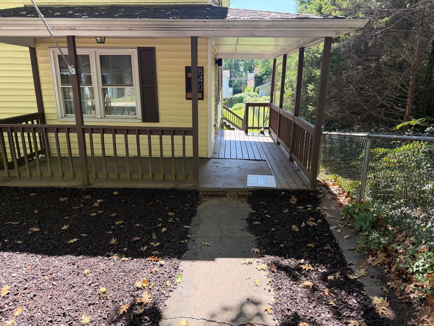 840 Estes Street 3 of 33