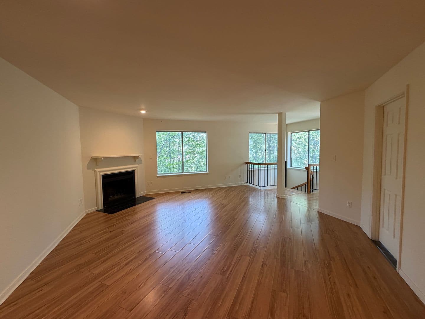 1250 Clifden Green 1 of 27
