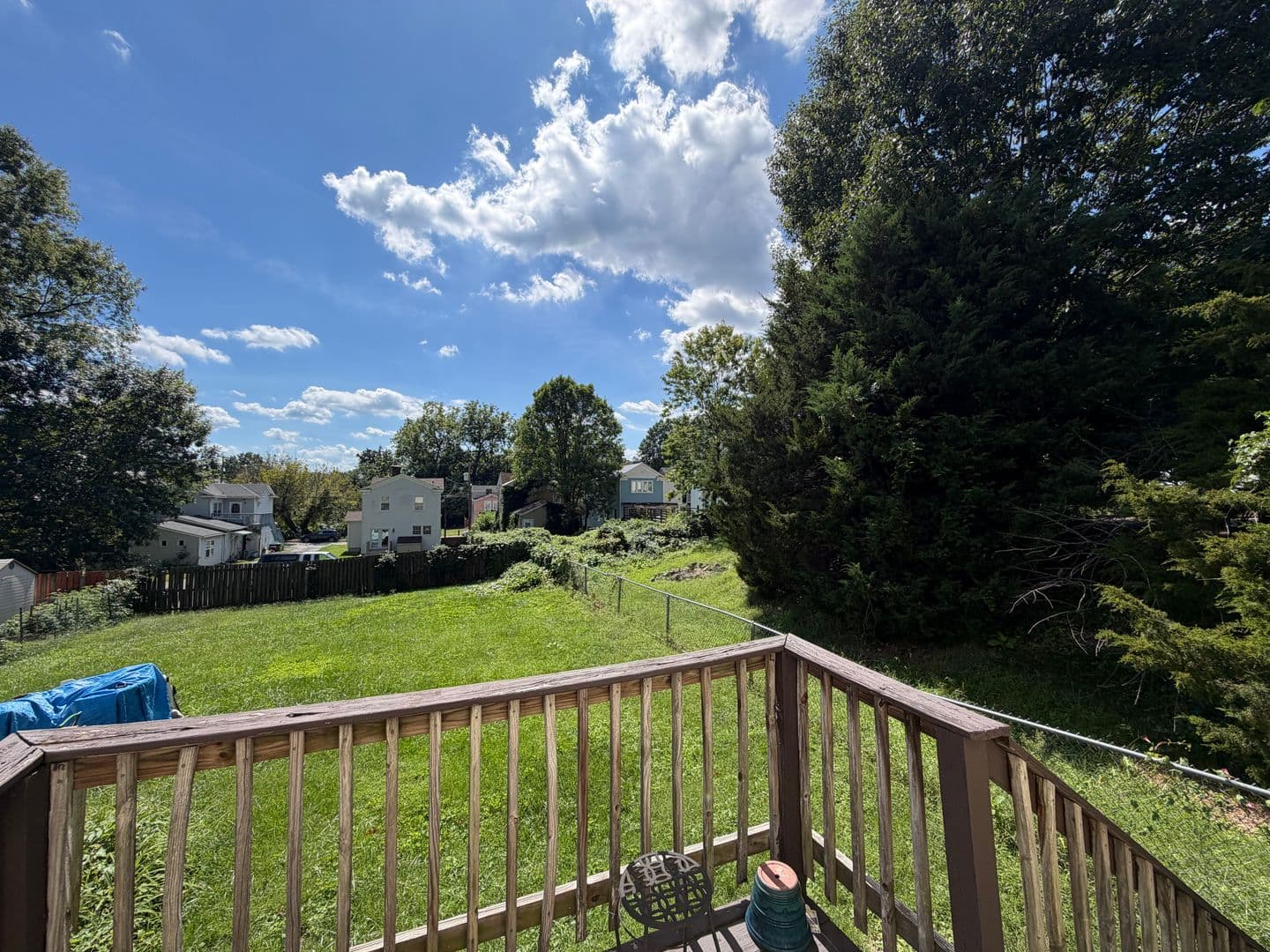 840 Estes Street 17 of 33